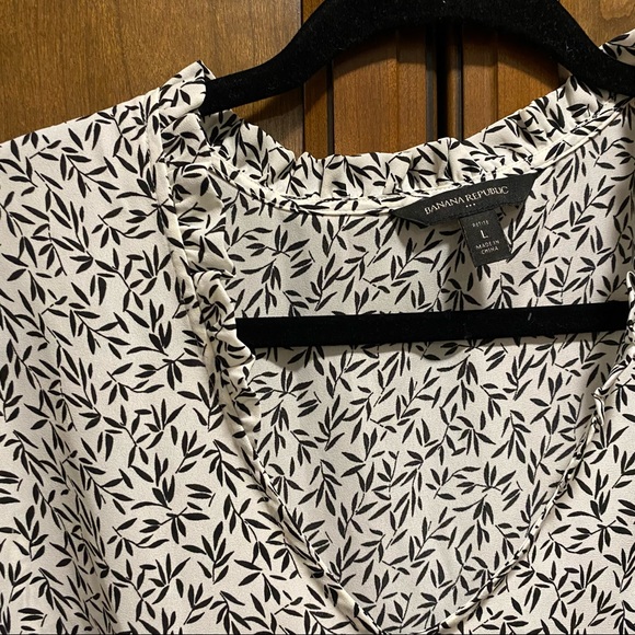 BR Printed Blouse - Picture 2 of 2